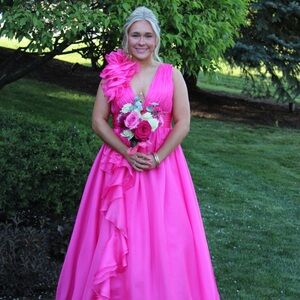 Meet your Posher, Riley